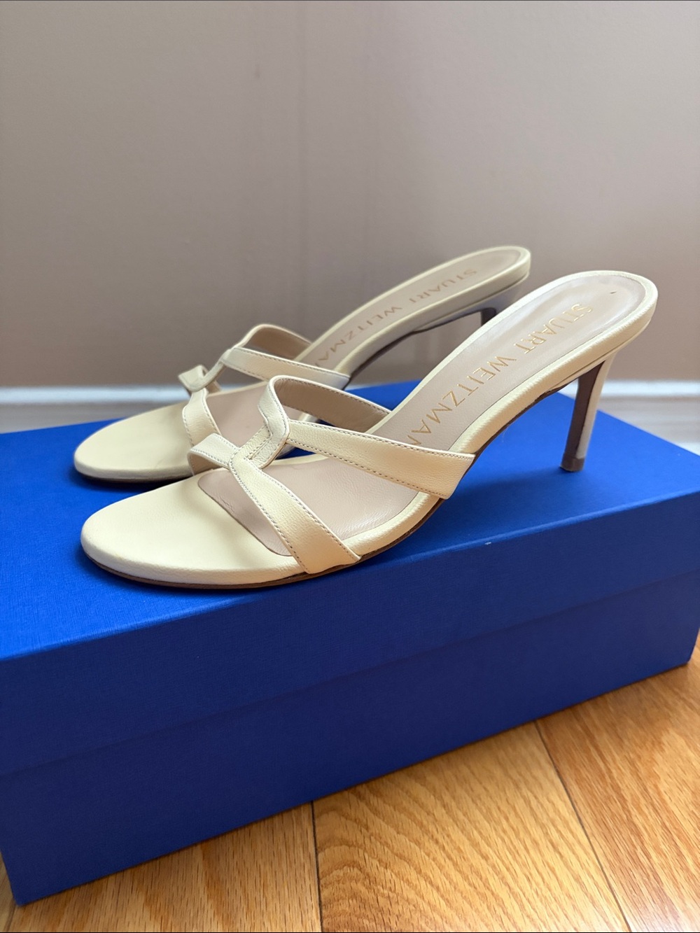 Stuart Weitzman Soiree Sleek 75 Sandal